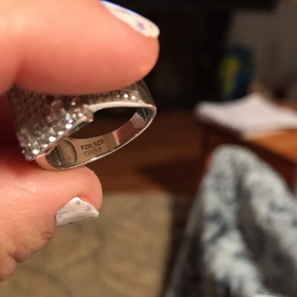 Ring - Picture 5 of 5
